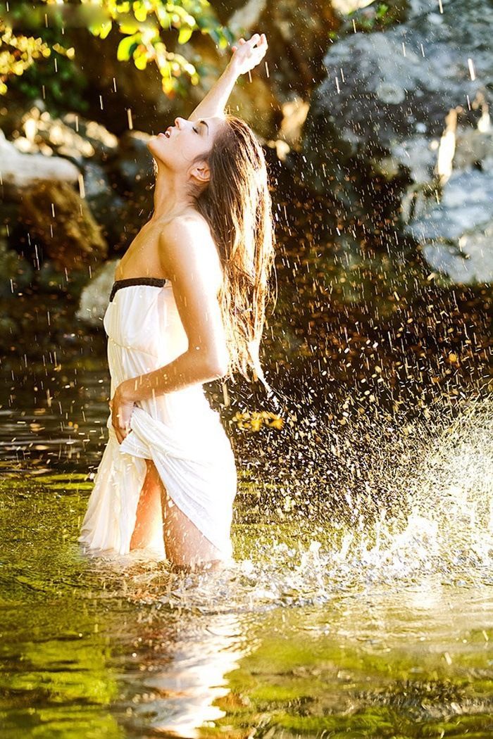 Marie Avgeropoulos in Tangerang-Selatan