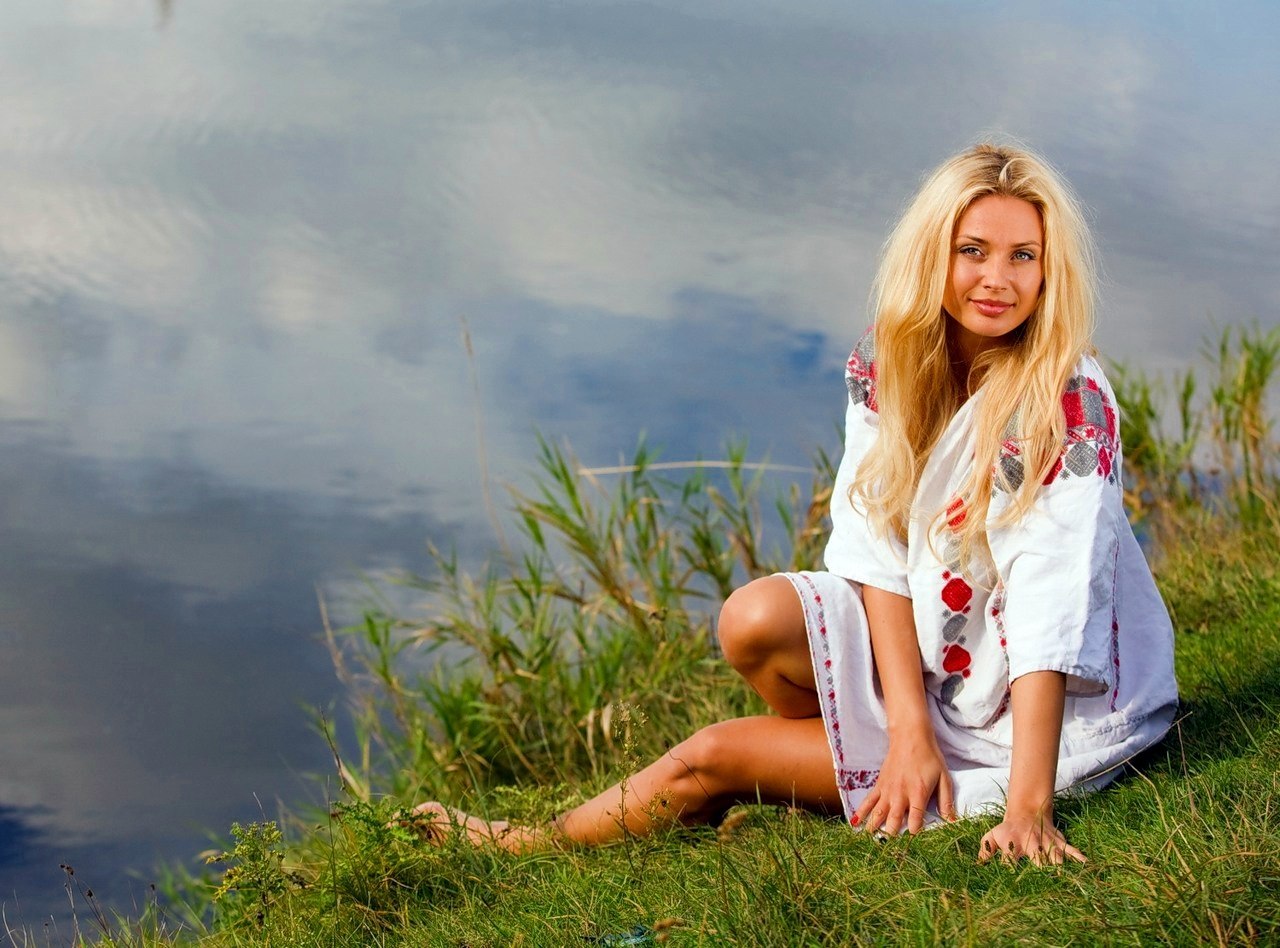 Sexy girl Slavic girls in Tangerang-Selatan