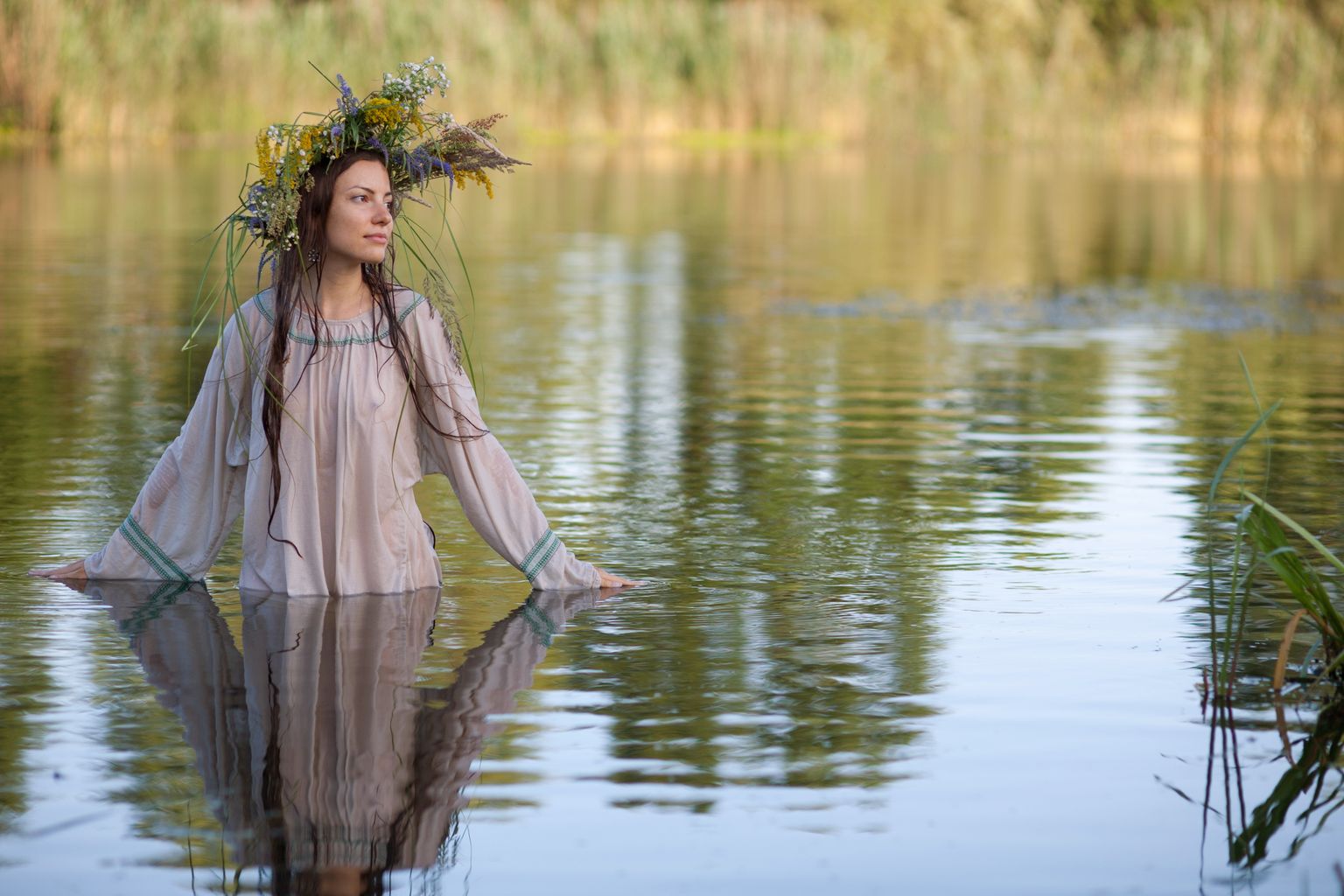 Slavic girls in Tangerang-Selatan